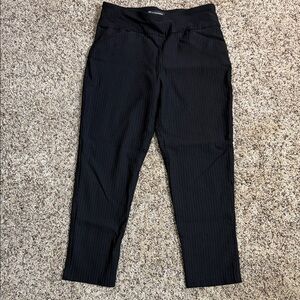 Versona Black Cropped Dress/Work Pants Size XS